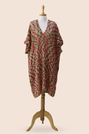 Photo produit d'un Poncho Bariolé artisanal crée par Bobeau Creations